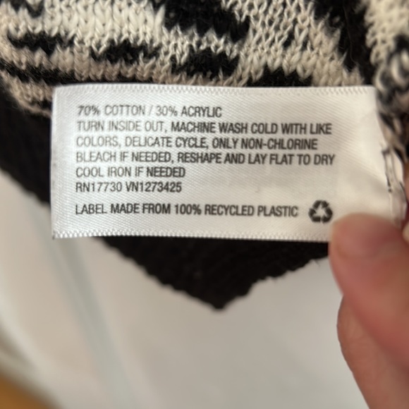 Mossimo large Cardigan - Picture 3 of 5